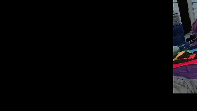 צ'אט XXX בשידור חי של PolyCircus