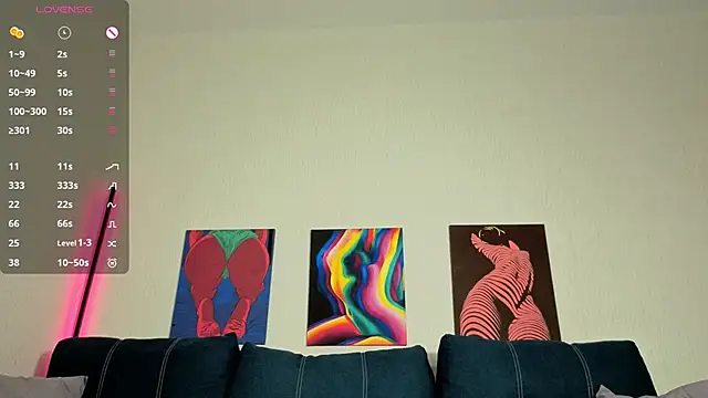 TrixiBell's Live XXX Chat