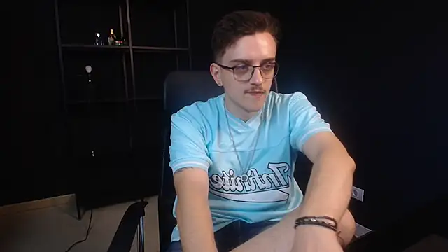 FelixStarkk Pertunjukan Webcam