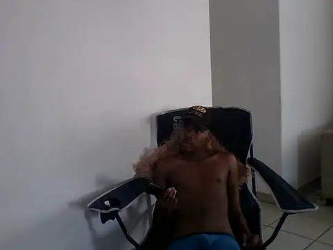 RULEbreaker00 Chat XXX in diretta