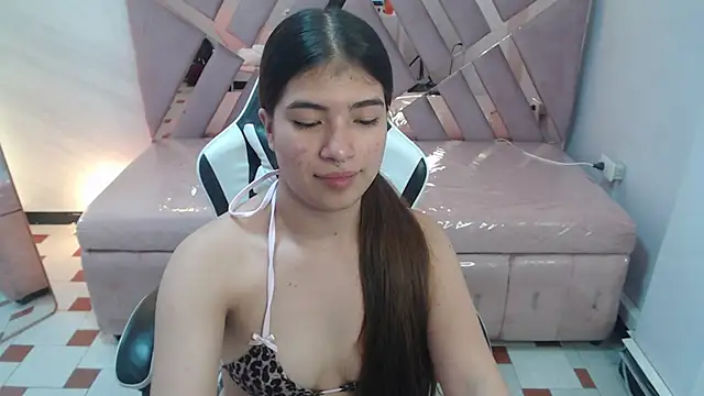 Chat XXX en directo de alesia_v_v