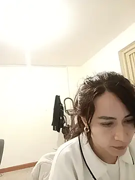 Eloissa_jones' Live XXX Chat