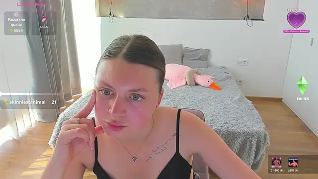 Chat XXX ao vivo de Kitkatvel