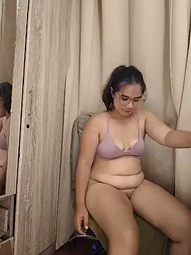 Kissy07 Adlı Modelin Canlı XXX Sohbeti