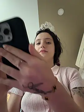 MiaTee's Live XXX Chat