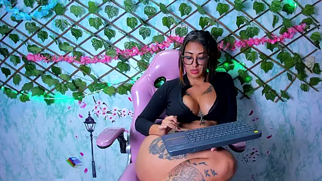 Онлайн чат XXX Pamesmith