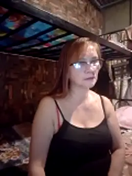 SexyHottMom's Live XXX Chat