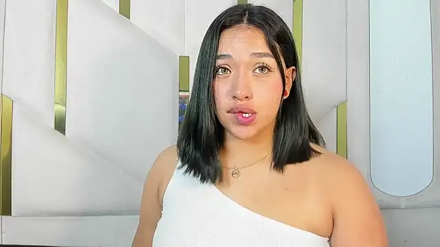 IsabellRodriguez18 Adlı Modelin Canlı XXX Sohbeti