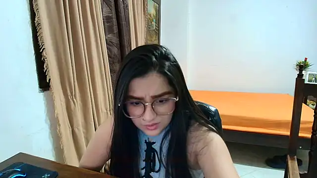 Charlotte_Richardson's Live XXX Chat