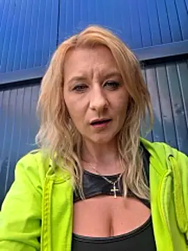 KaylinJan Live XXX-chat