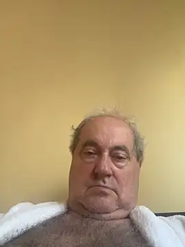 csikar Live XXX-chat