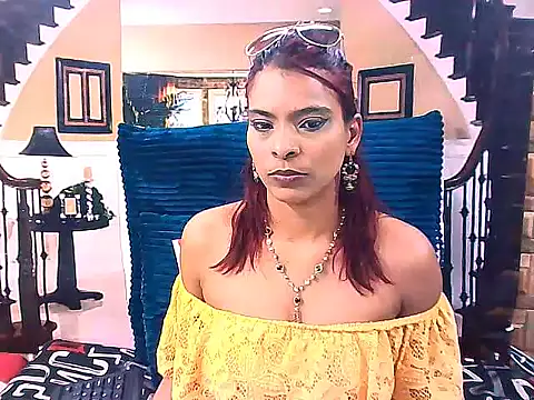 Chat XXX en directo de IndianSexyAss