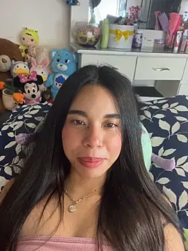 Milleradhara24 Chat XXX live