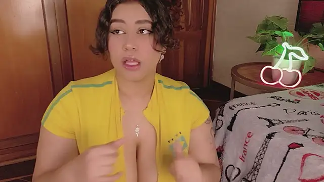 Maya_house Live XXX Chat
