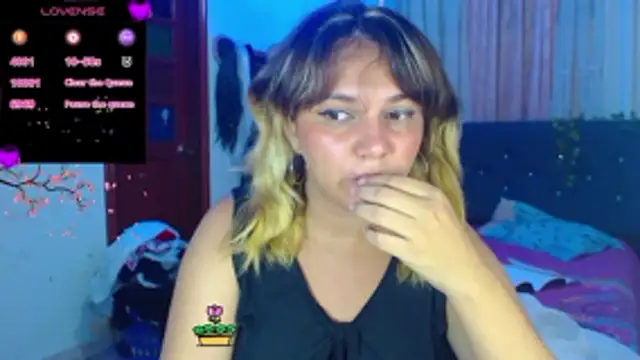 aurora_bela Adlı Modelin Canlı XXX Sohbeti