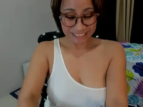 sweetkaley Chat XXX in diretta