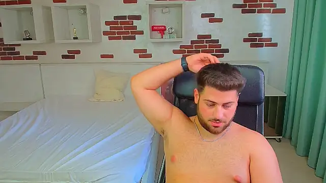 XXX chat uživo modela DaxGreer