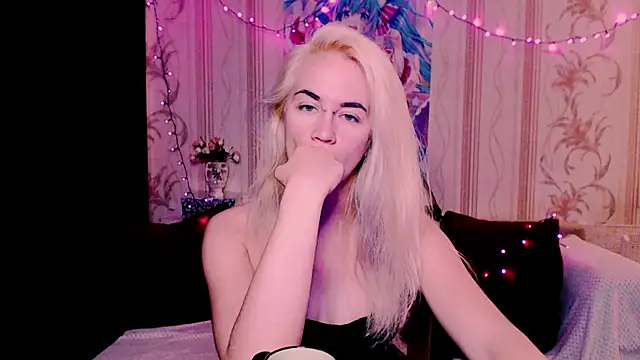 xxxcharismaaa: онлайн-секс-чат
