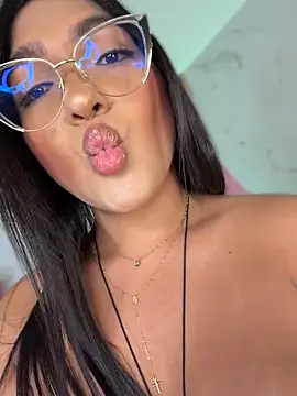 isabella1sexy: απευθείας συνομιλία ΧΧΧ