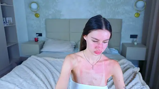 XXX chat uživo modela Snow_WhiteeeX