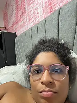 Tana_latin1-'s Live XXX Chat