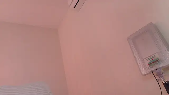 צ'אט XXX בשידור חי של Yuriko_May