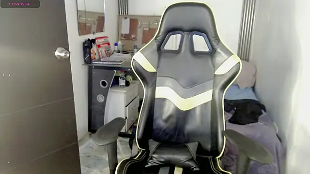 Liarr_ Chat XXX live