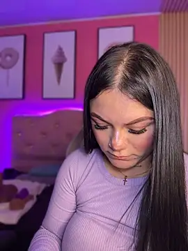 Megaan__More's Webcam Show