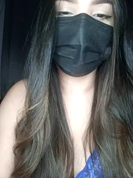 ZayaX69 现场XXX聊天