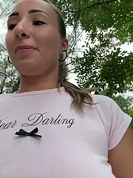 Wonder_Kari's Live XXX Chat