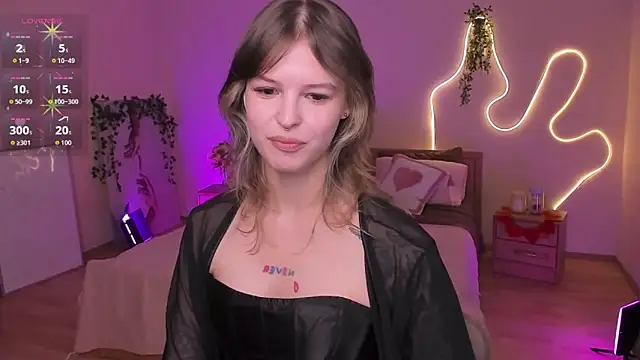 Lisa_Blossom: онлайн-секс-чат