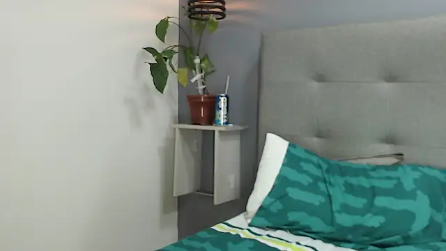 Lukaz_Caballero Adlı Modelin Canlı XXX Sohbeti