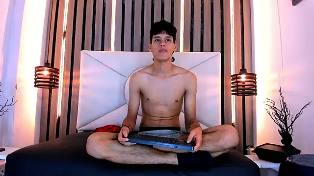 Pit_Ross – Live XXX-chat