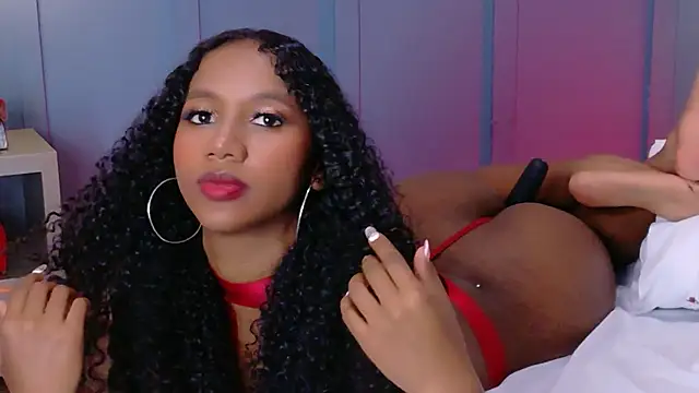 Chloe-Rose- élő XXX-chatje