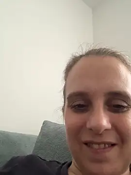 Chantalee live XXX chat