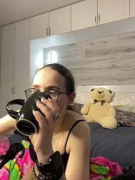 MartiniiSelenna élő XXX-chatje