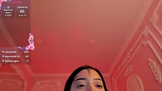 Kat_VonDe's Live XXX Chat