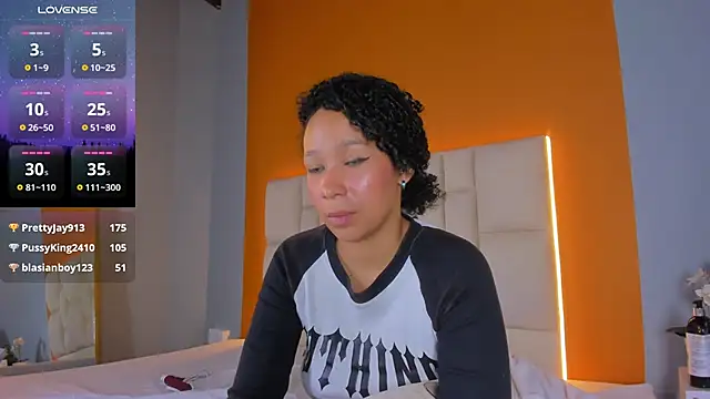 EmmaLawrence_ Obrolan Langsung XXX