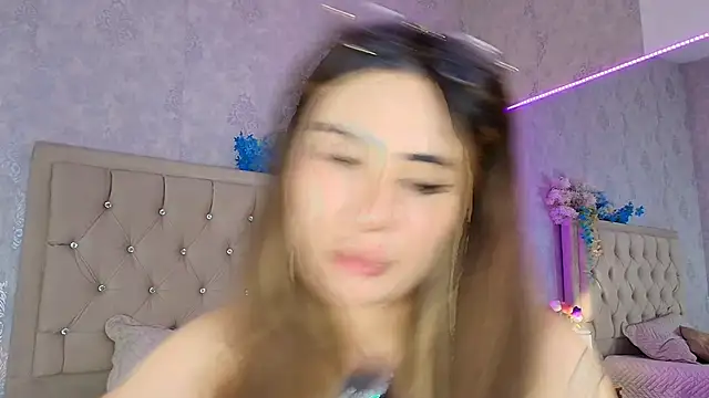 nini_love01's Live XXX Chat