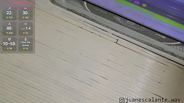 Živý XXX chat Thesaint_xxx
