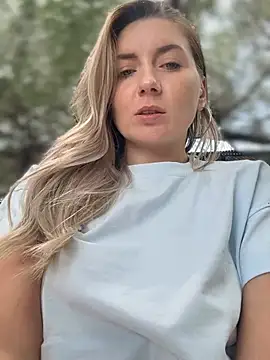 Crazy-Rosa Live XXX-chat