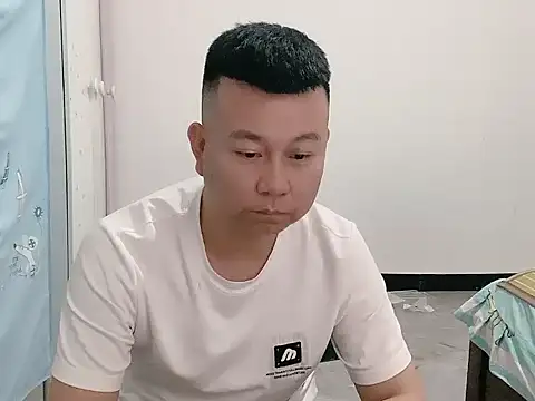 zzj_4718 Chat XXX live