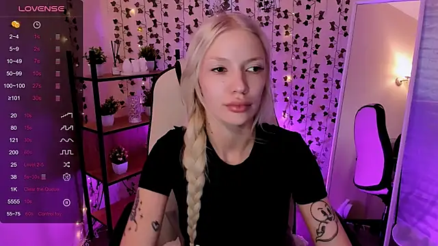 AnyaTaylor_ live XXX chat