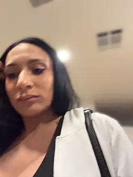 FerrariFrench's Live XXX Chat