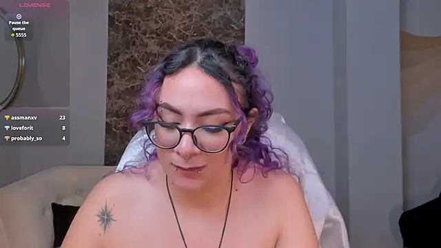 Chat +18 de LoiseHarper ao vivo