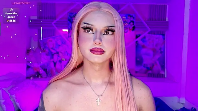 Lisa_sparkleee's Live XXX Chat