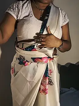 Chat +18 de DIRTYSECRET_QUEEN_07 ao vivo