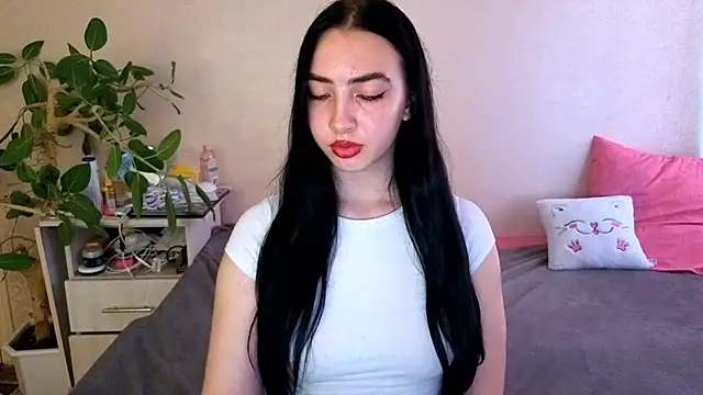 Živý XXX chat WildKittenX_