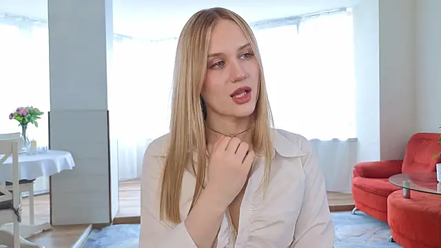 XXX chat uživo modela DanikaGudinas
