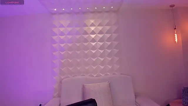 BellaConnorXのライブXXXチャット